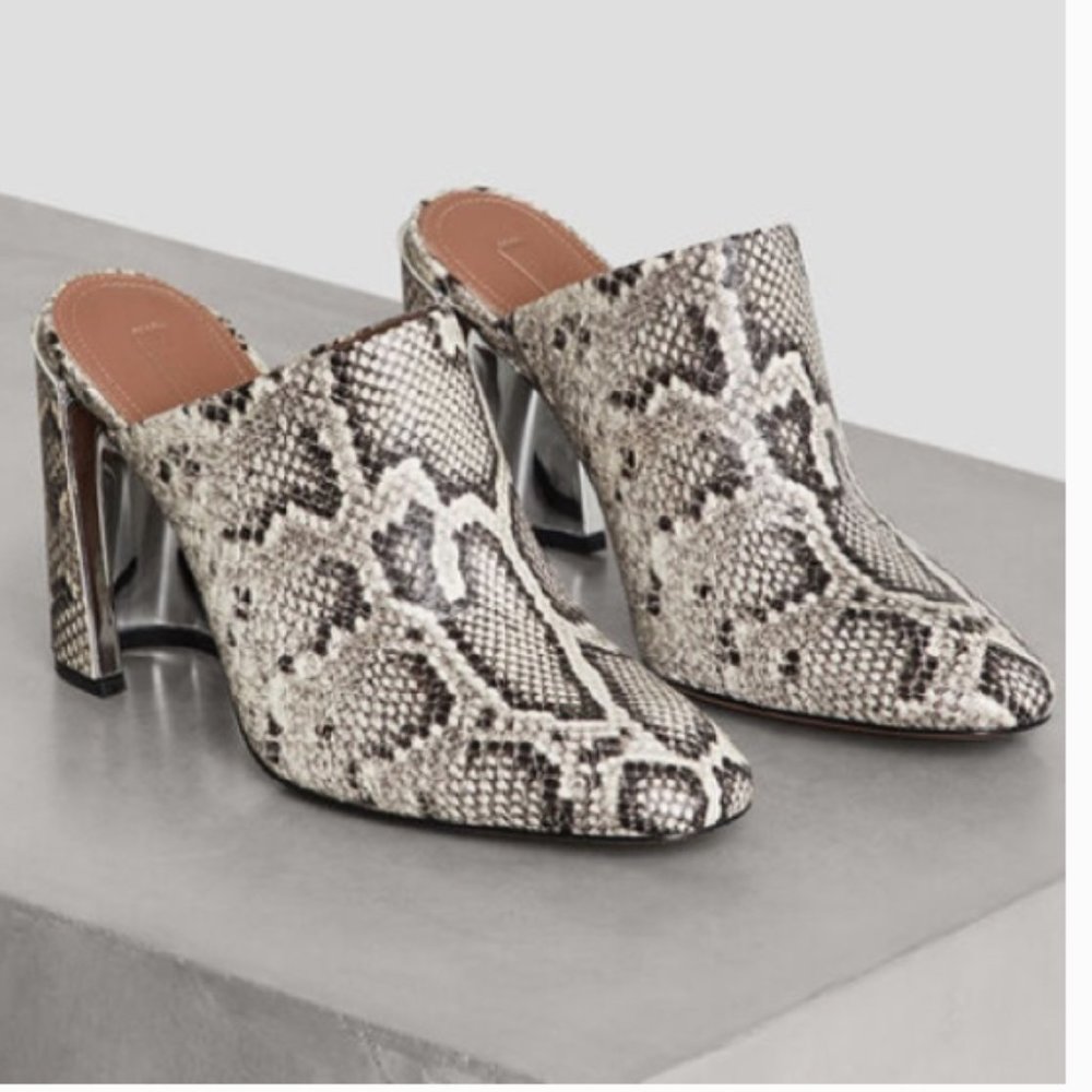 BCBG MAXAZRIA The Blanche mule 8.5
